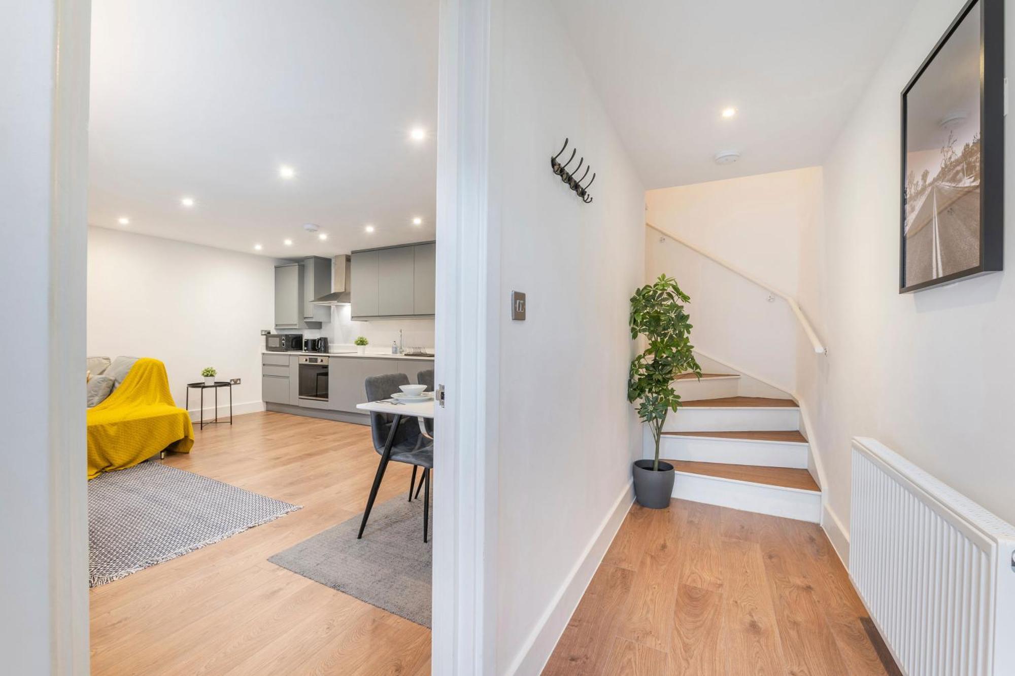 The Perfect Stay London, Home With 2 Bedrooms 1 Bath - Battersea, Vauxhall And Nine Elms エクステリア 写真